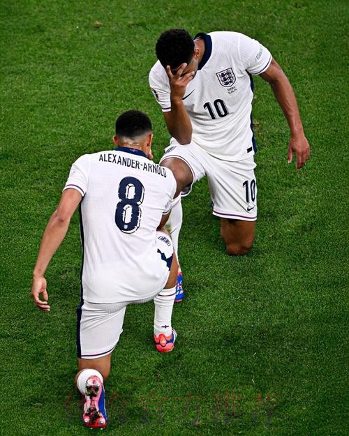 皇马密切关注阿诺德表现 好友贝林厄姆充当说客 皇马密切关注阿诺德表现 好友贝林厄姆充当说客